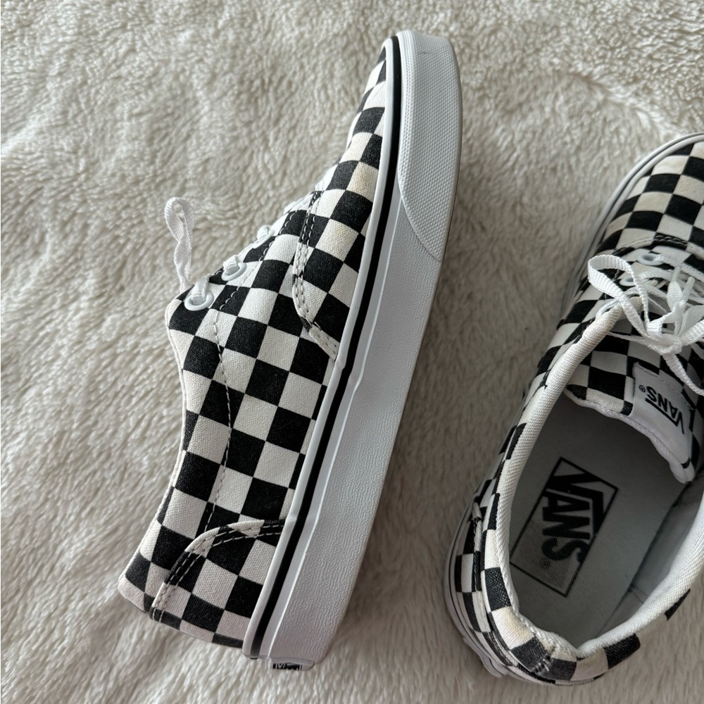 Vans original canvas lace up low-top checkered black and white sneakers - Picture 6 of 11